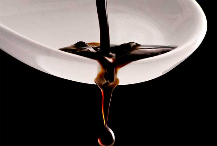 Balsamic vinegar in a bowl