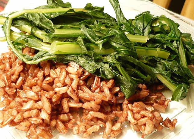 Dandelion greens with rice