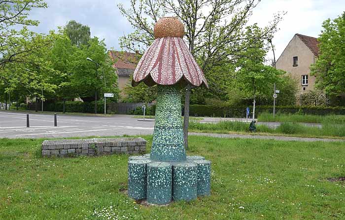echinacea sculpture in Germany